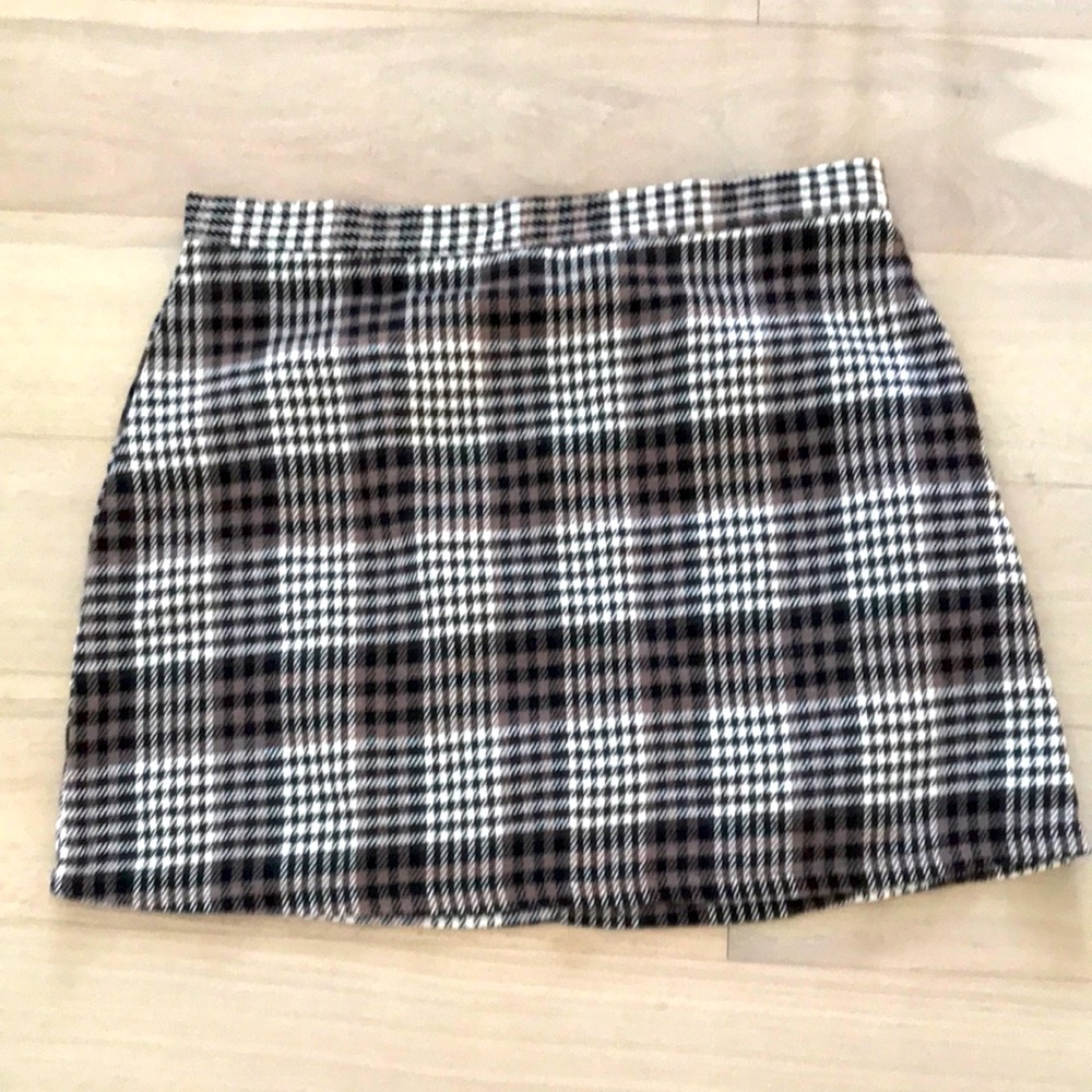 mini skirt